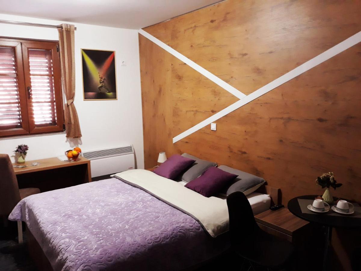 Tilia Hotel Cetinje Buitenkant foto