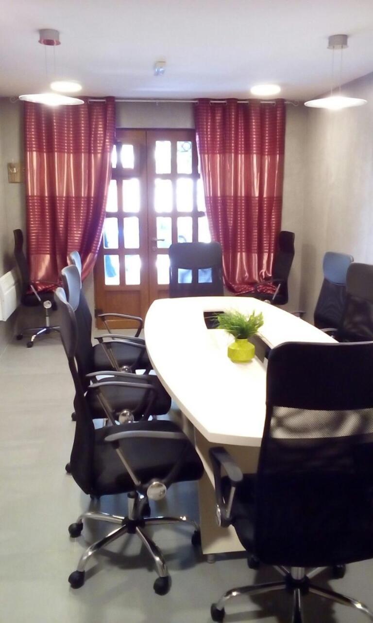 Tilia Hotel Cetinje Buitenkant foto