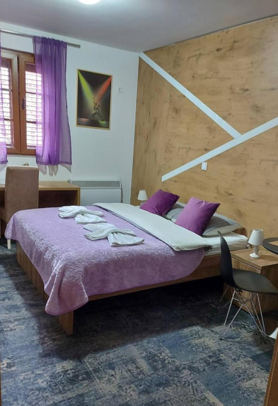 Tilia Hotel Cetinje Buitenkant foto