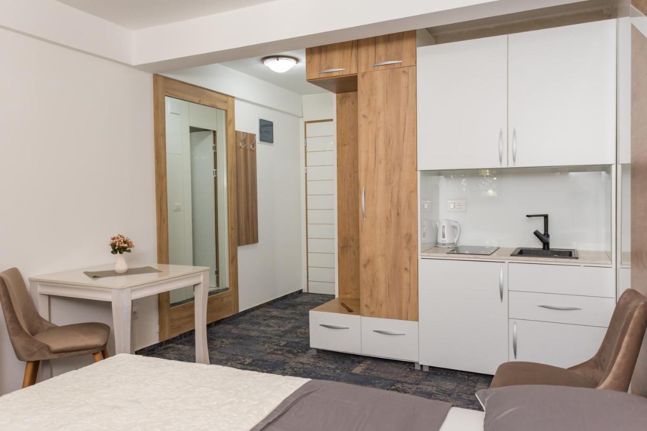 Tilia Hotel Cetinje Buitenkant foto