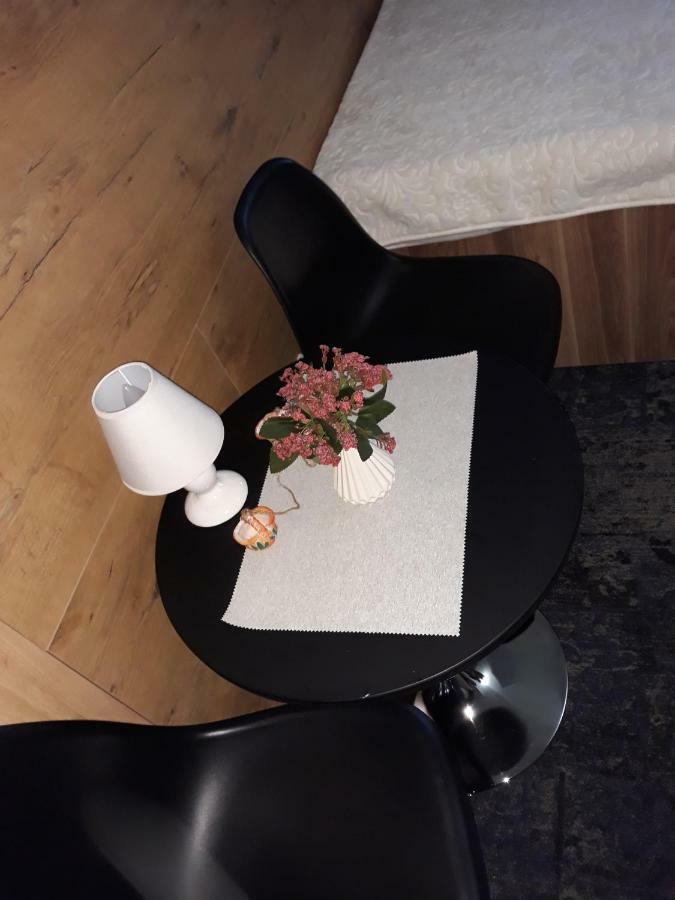 Tilia Hotel Cetinje Buitenkant foto