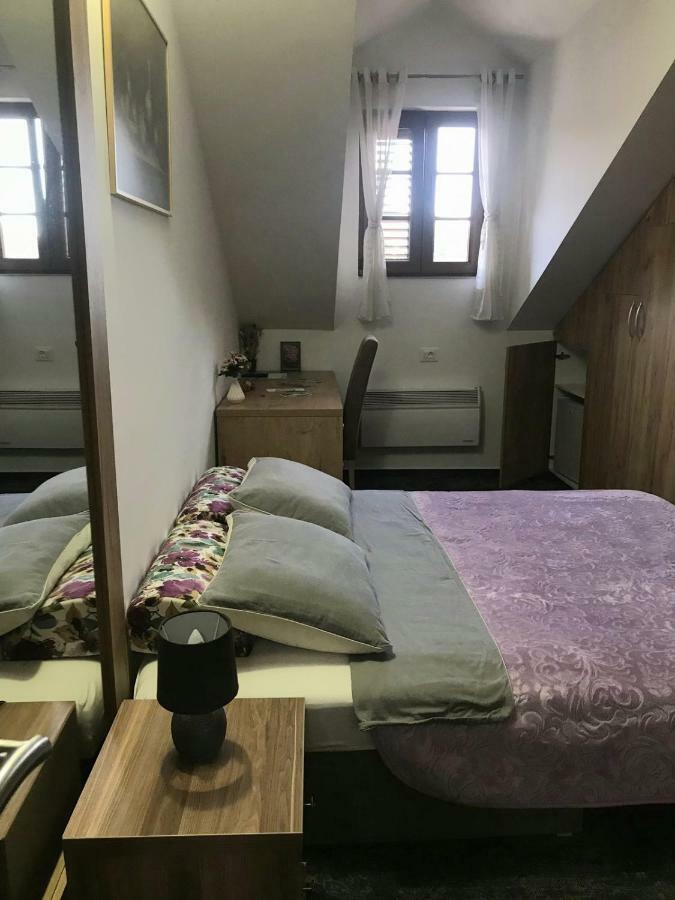 Tilia Hotel Cetinje Buitenkant foto